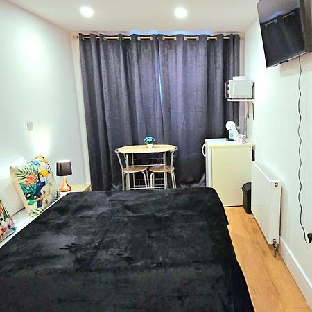 Penelope Ensuite Double Room London Ngoại thất bức ảnh