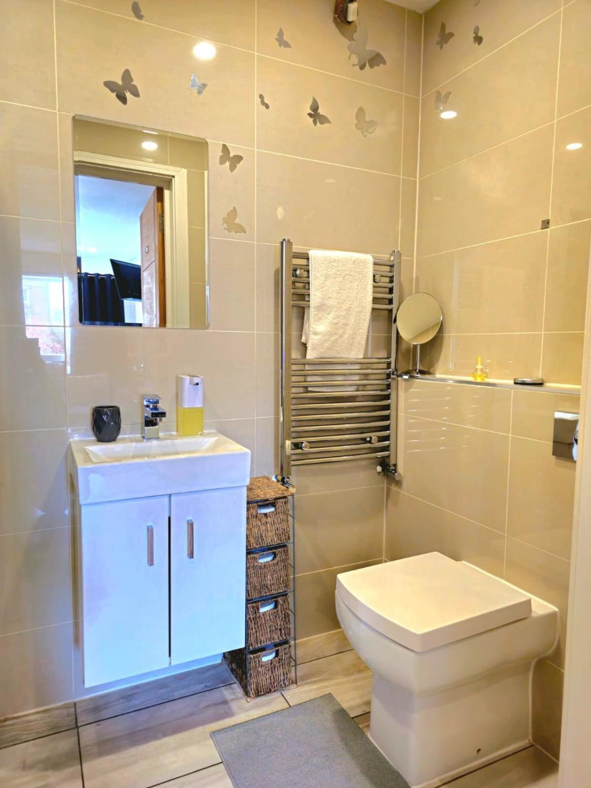 Penelope Ensuite Double Room London Ngoại thất bức ảnh